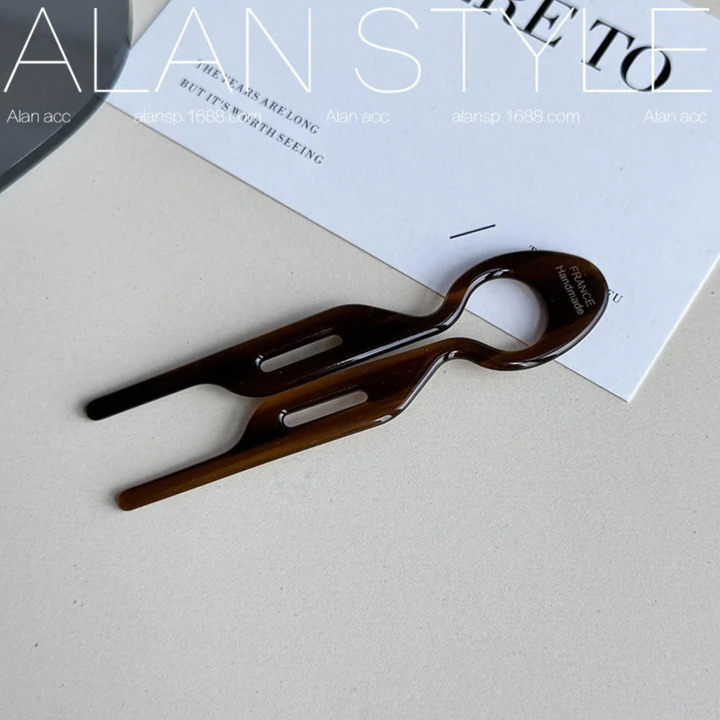 Clementine | Women's Tortoiseshell Acetate U-Shaped Hair Clip