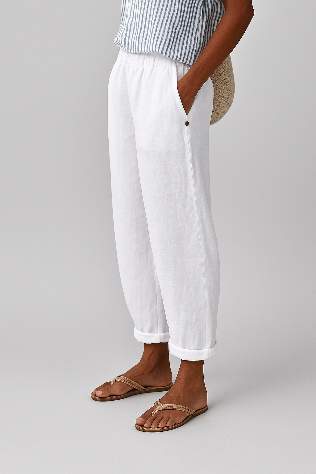 Margot | Women's Linen Relaxed Tapered Cropped Trousers