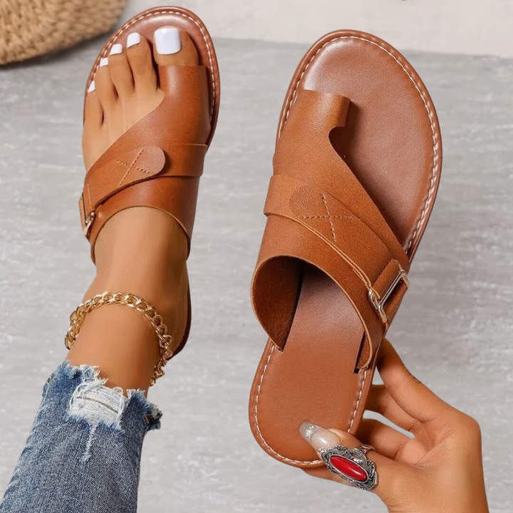 Noor | Women's Leather Toe-Ring Buckle Flat Slide Sandals